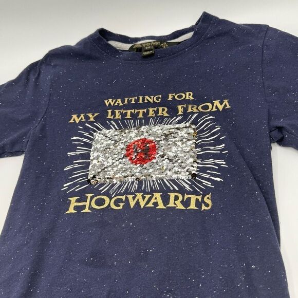 Wizarding World Harry Potter Flip Sequin Waiting On My Hogwarts Letter tee shirt - Picture 4 of 9